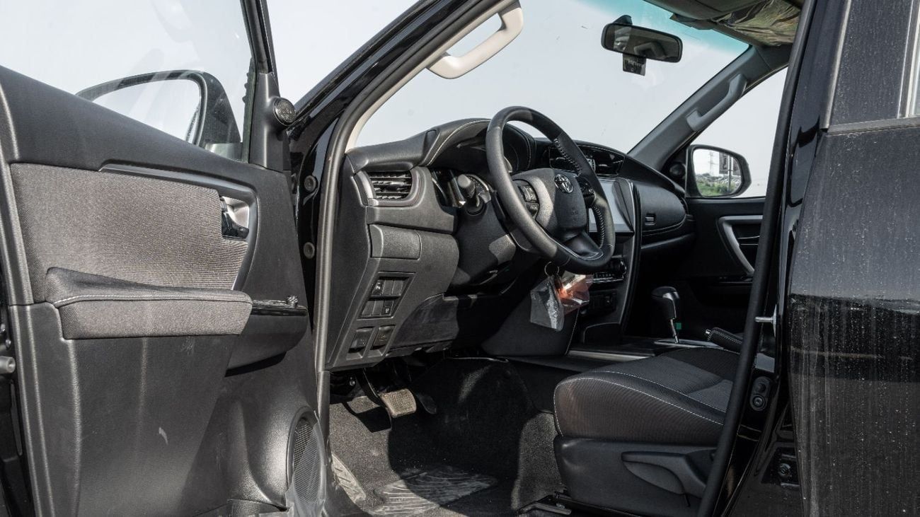Toyota Fortuner VX 4.0L AT Petrol (Black-Black) 2026