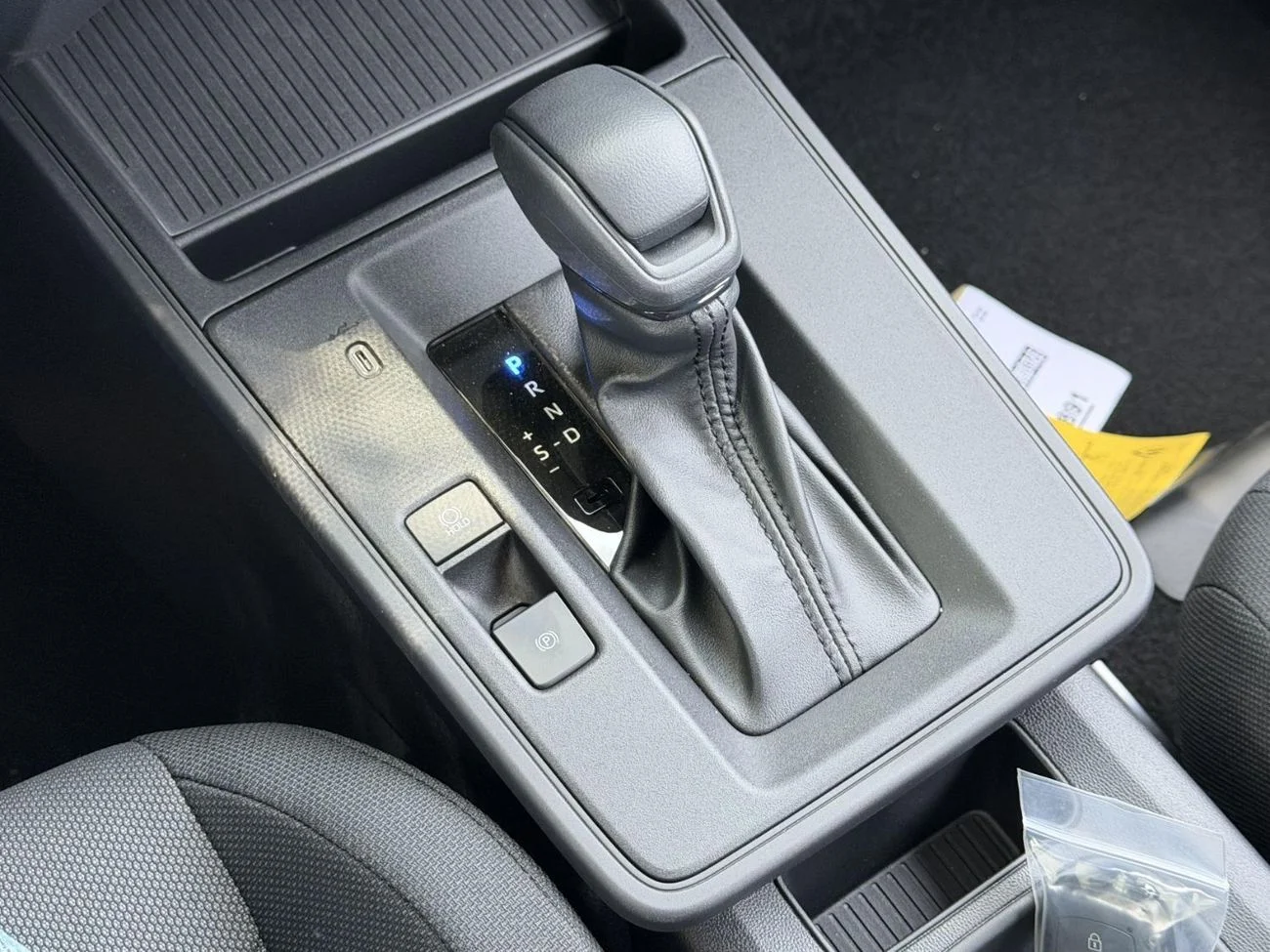 Toyota Frontlander 2.0L HYBRID FULL OPTION 2026
