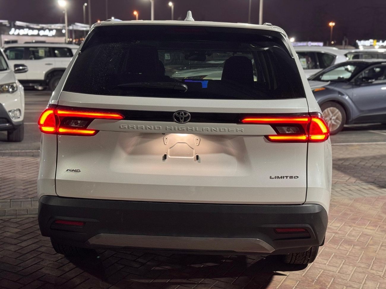 Toyota Grand Highlander LIMITED GAS 2026