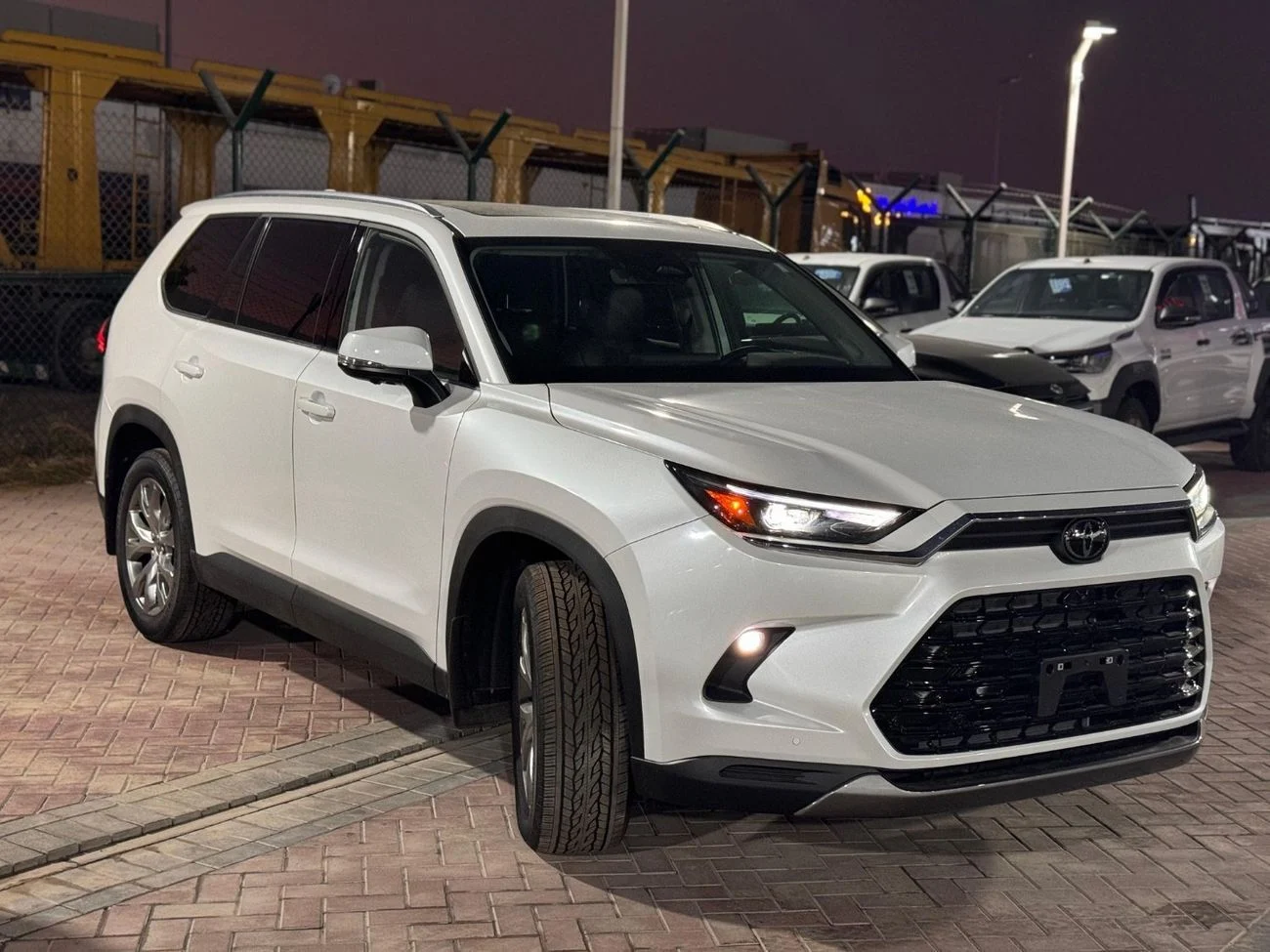 Toyota Grand Highlander LIMITED GAS 2026
