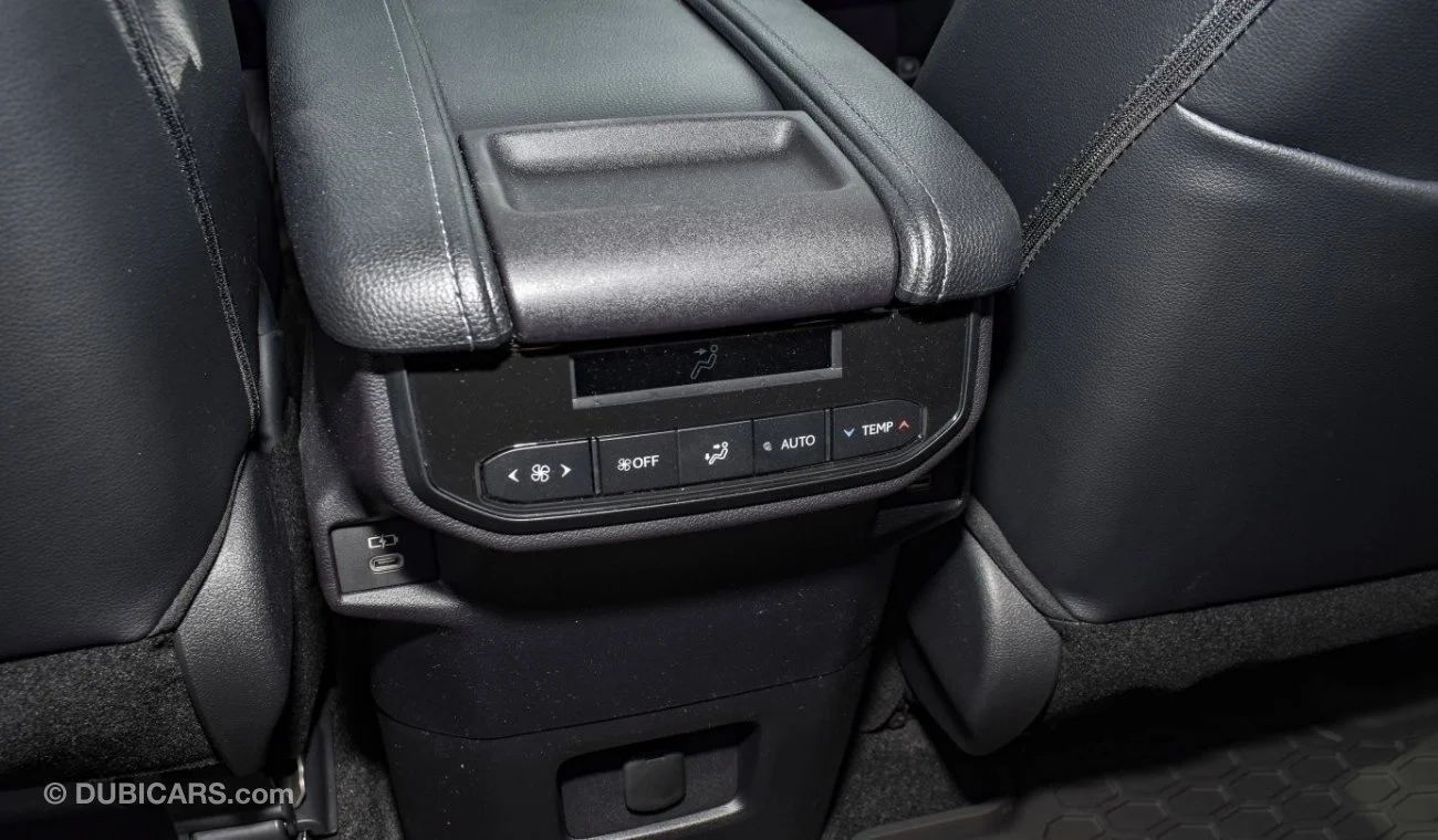 TOYOTA GRAND HIGHLANDER LIMITED PETROL