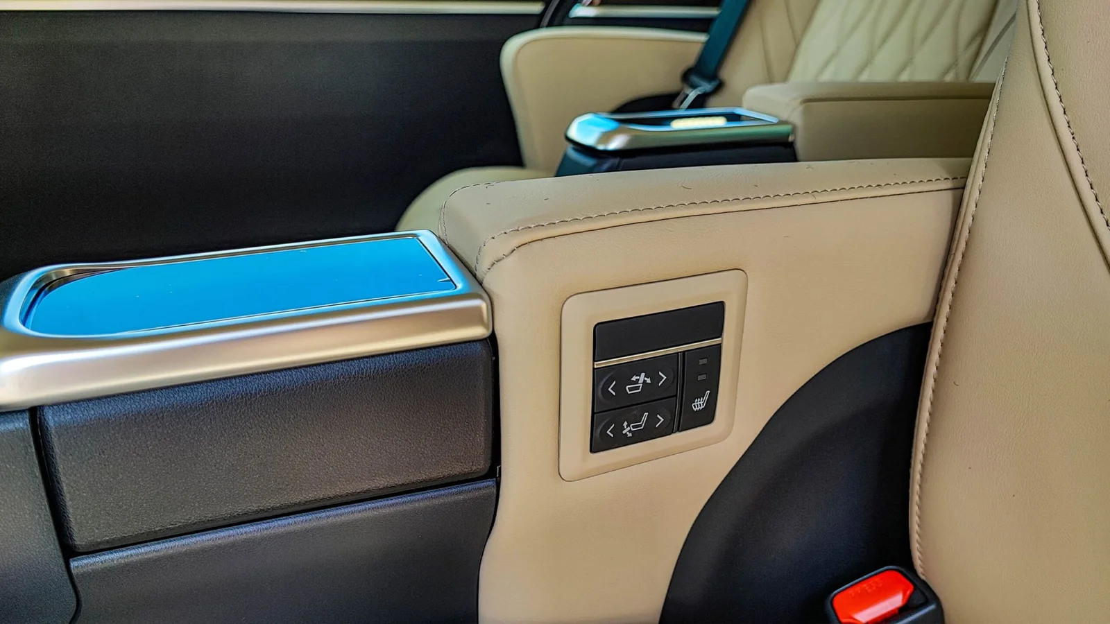 Toyota Granvia 2.8L DSL V AT