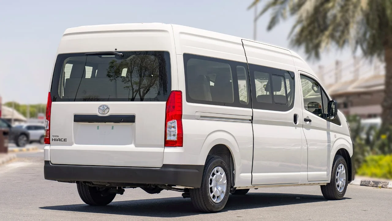  TOYOTA HIACE HR 2.8D MT 14 SEATER MY2026 – WHITE