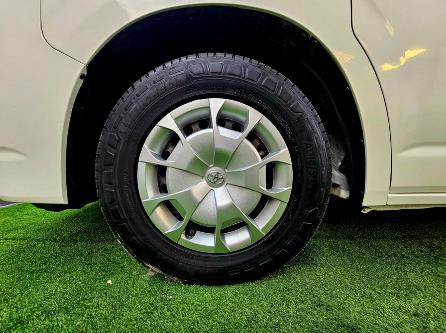 Toyota Hiace PASSENGER PATROL/ 3.5L V6 MANUAL
