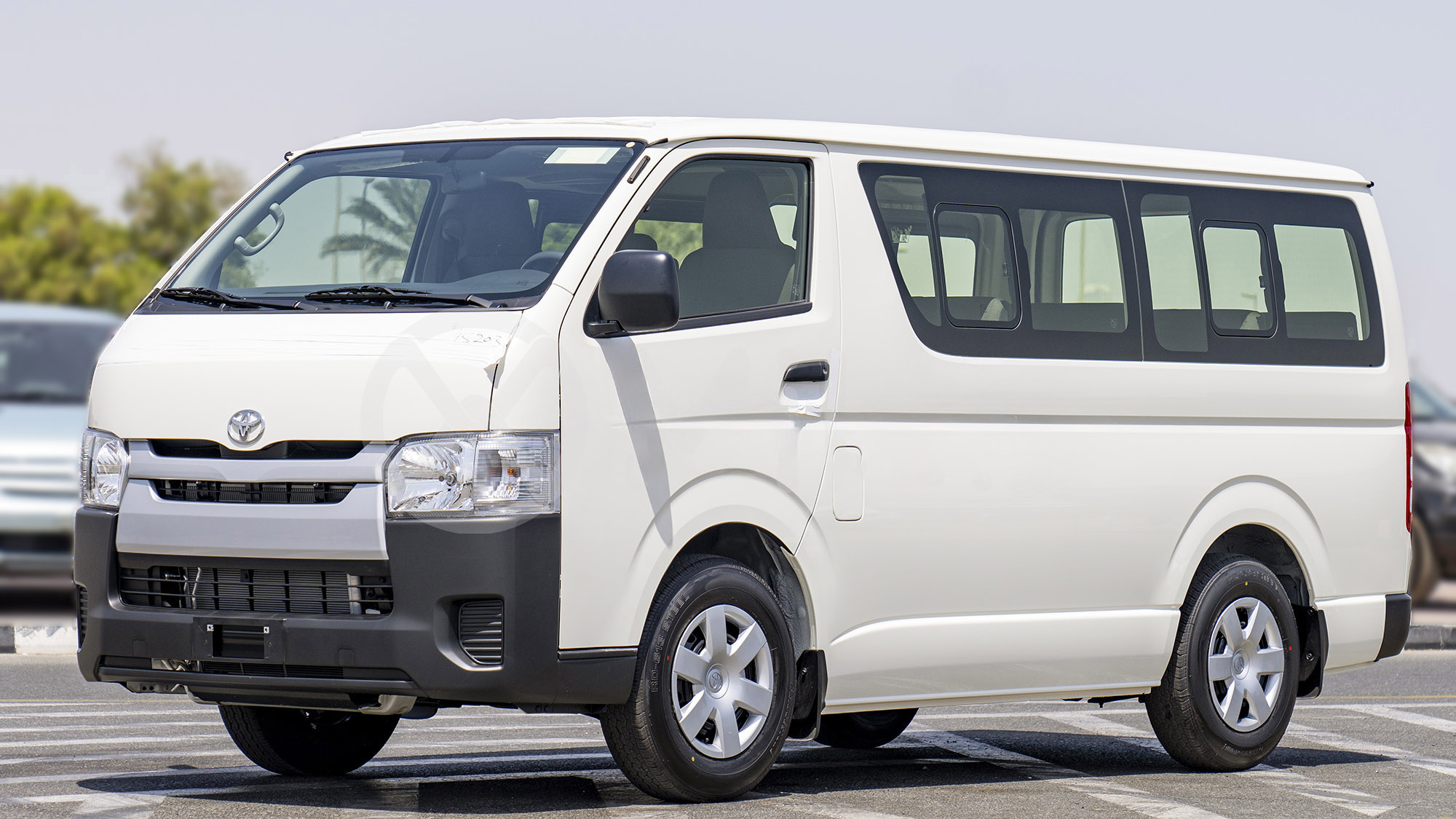 TOYOTA HIACE STD 2.5D MT 15-SEATER