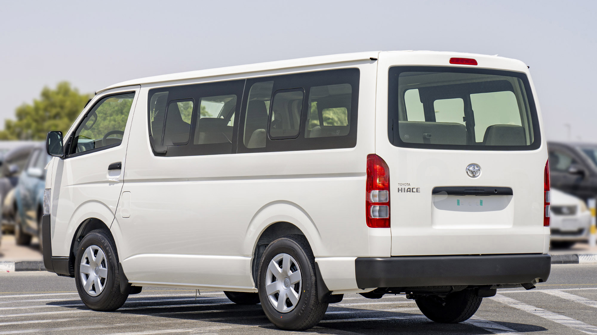 TOYOTA HIACE STD 2.5D MT 15-SEATER