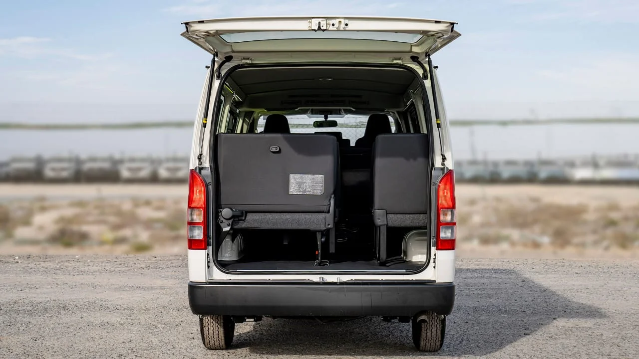 TOYOTA HIACE STD 2.7P MT 15-SEATER MY2025 – WHITE