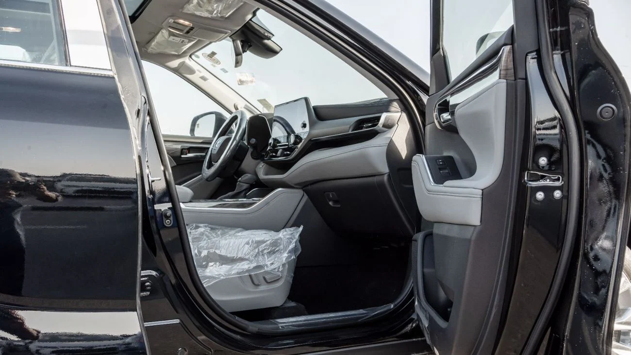 Toyota Highlander Limited 2.5L AT Hybrid (Black) 2026