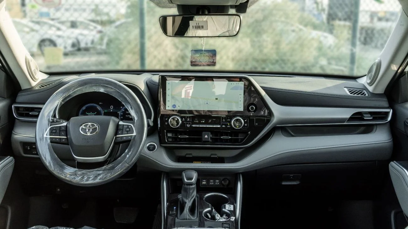 Toyota Highlander Limited 2.5L AT Hybrid (Black) 2026
