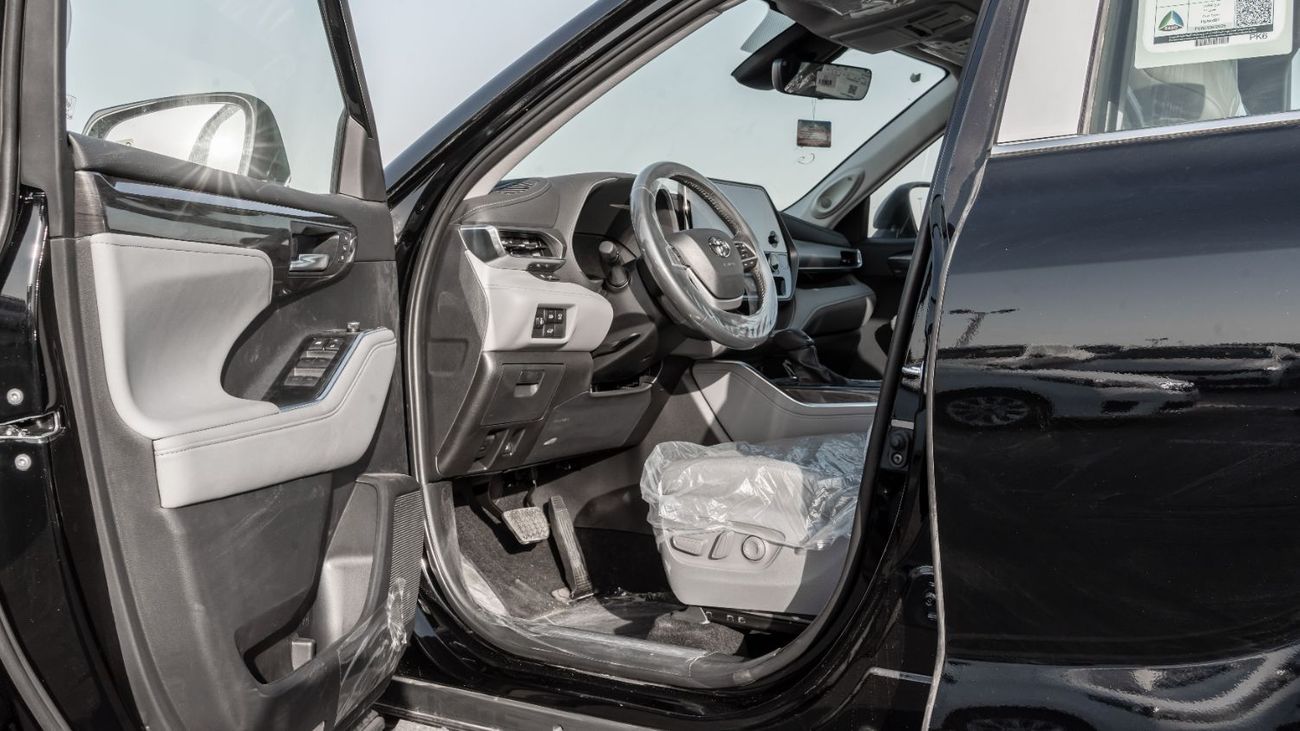Toyota Highlander Limited 2.5L AT Hybrid (Black) 2026