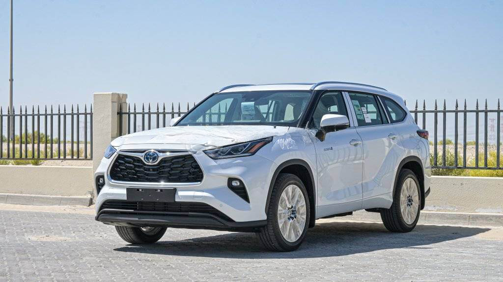 TOYOTA HIGHLANDER VXR 2.5L HYBRID eCVT
