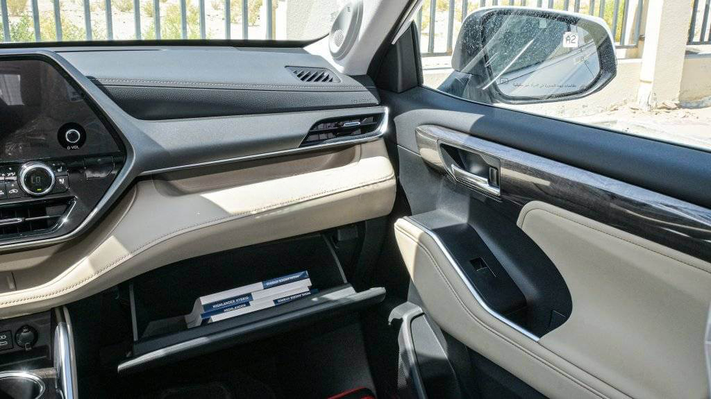 TOYOTA HIGHLANDER VXR 2.5L HYBRID eCVT