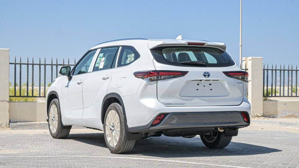 TOYOTA HIGHLANDER VXR 2.5L HYBRID eCVT