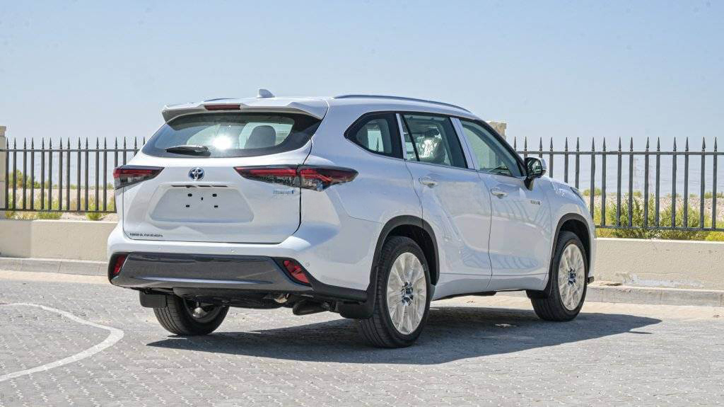 TOYOTA HIGHLANDER VXR 2.5L HYBRID eCVT
