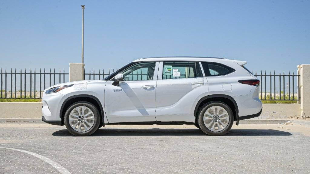 TOYOTA HIGHLANDER VXR 2.5L HYBRID eCVT