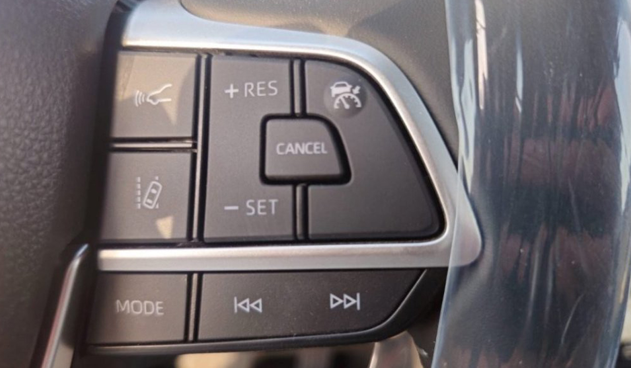 TOYOTA HIGLANDER LIMITED HYBRID 2.5L WITH