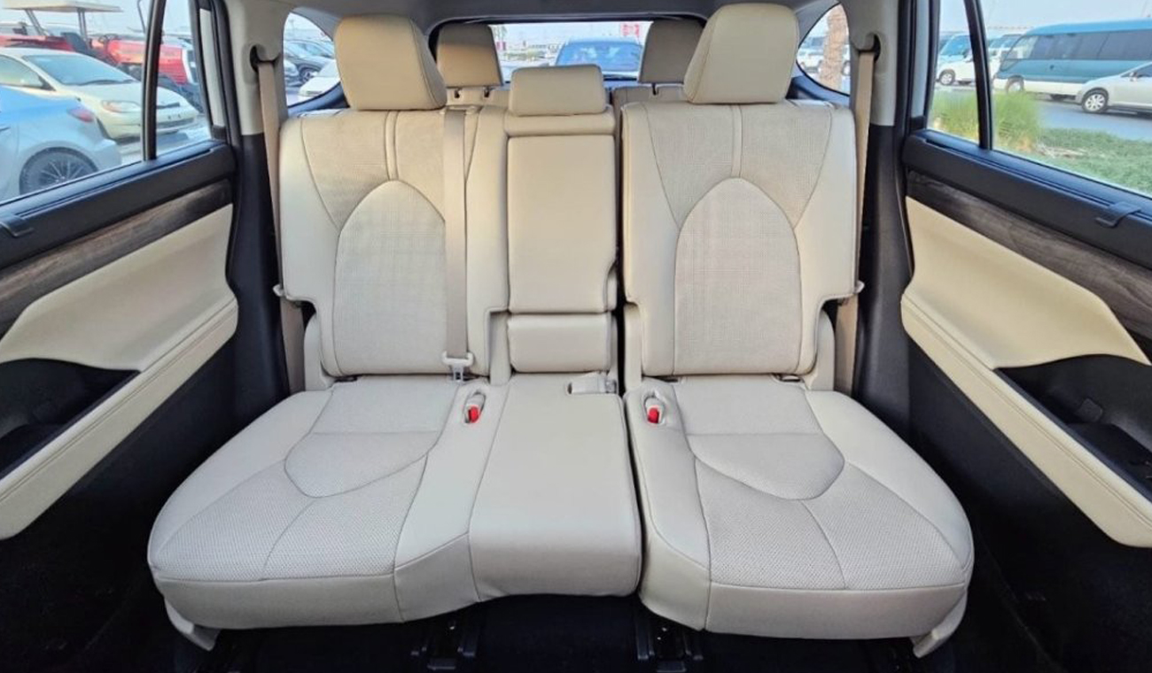 TOYOTA HIGLANDER LIMITED HYBRID 2.5L WITH