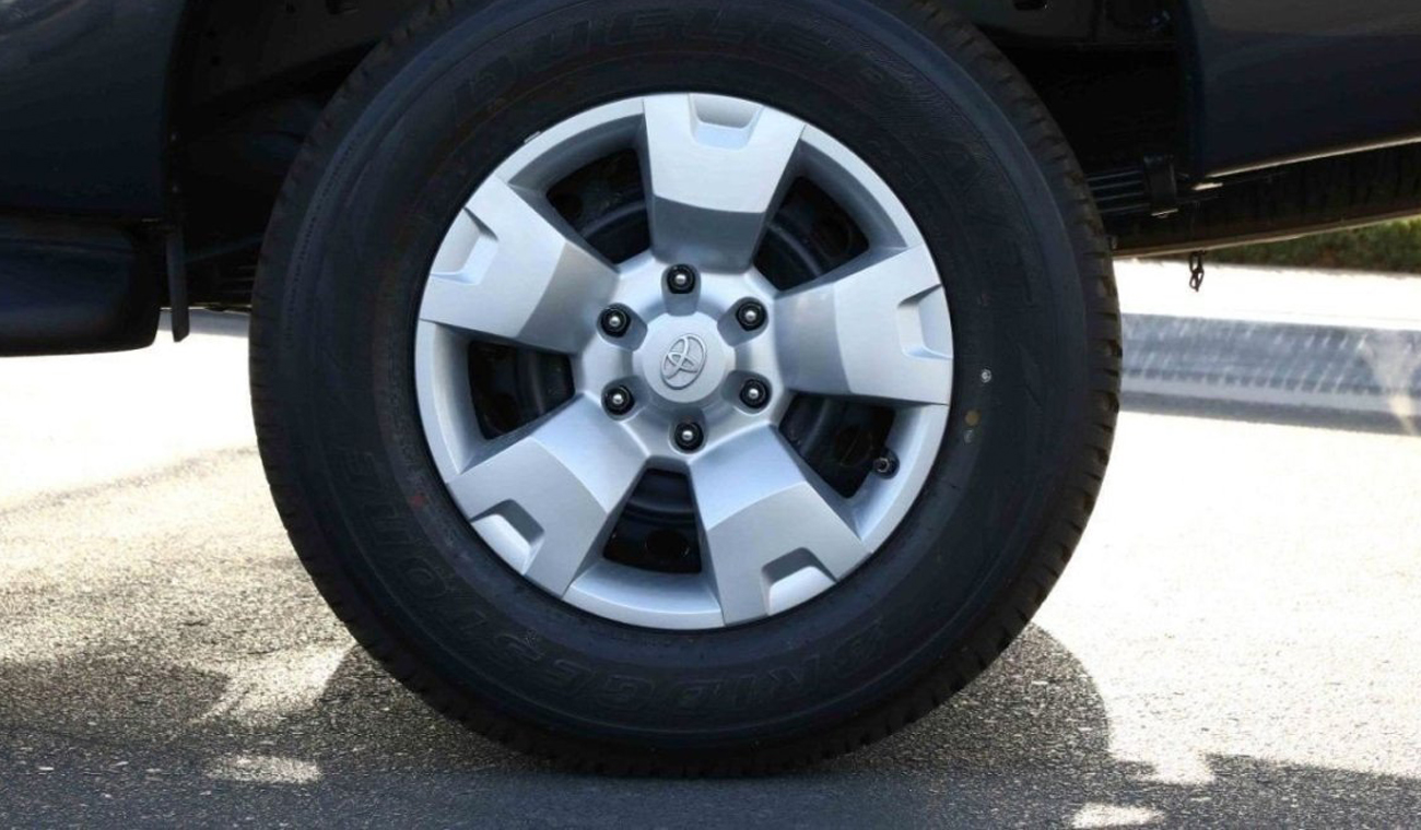 Toyota Hilux AT 2.4L Mid AT DIESEL