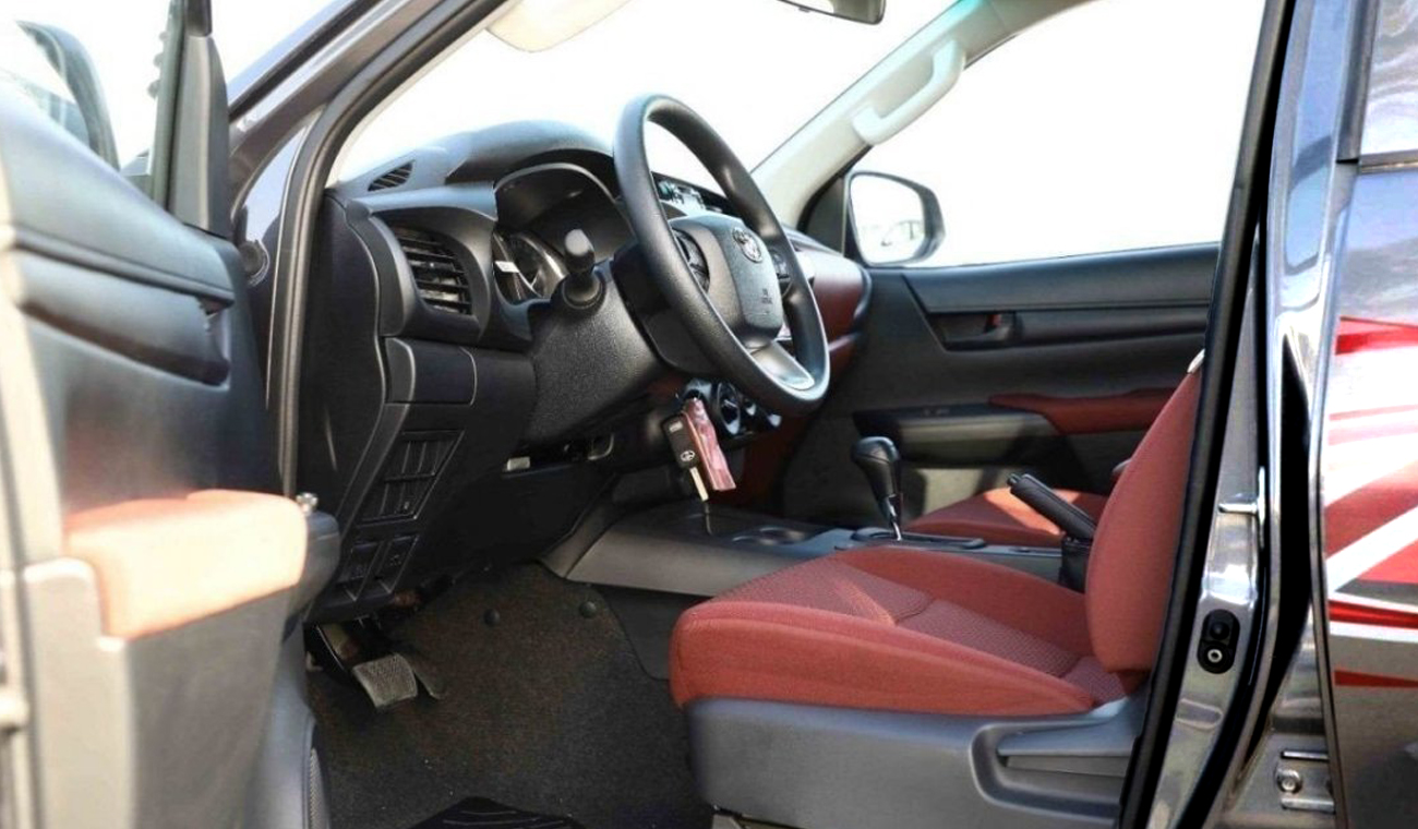 Toyota Hilux AT 2.4L Mid AT DIESEL