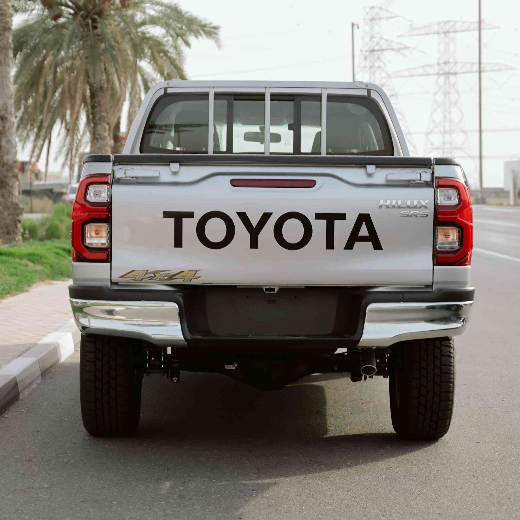 TOYOTA HILUX 2.7 DC SR5 4*4