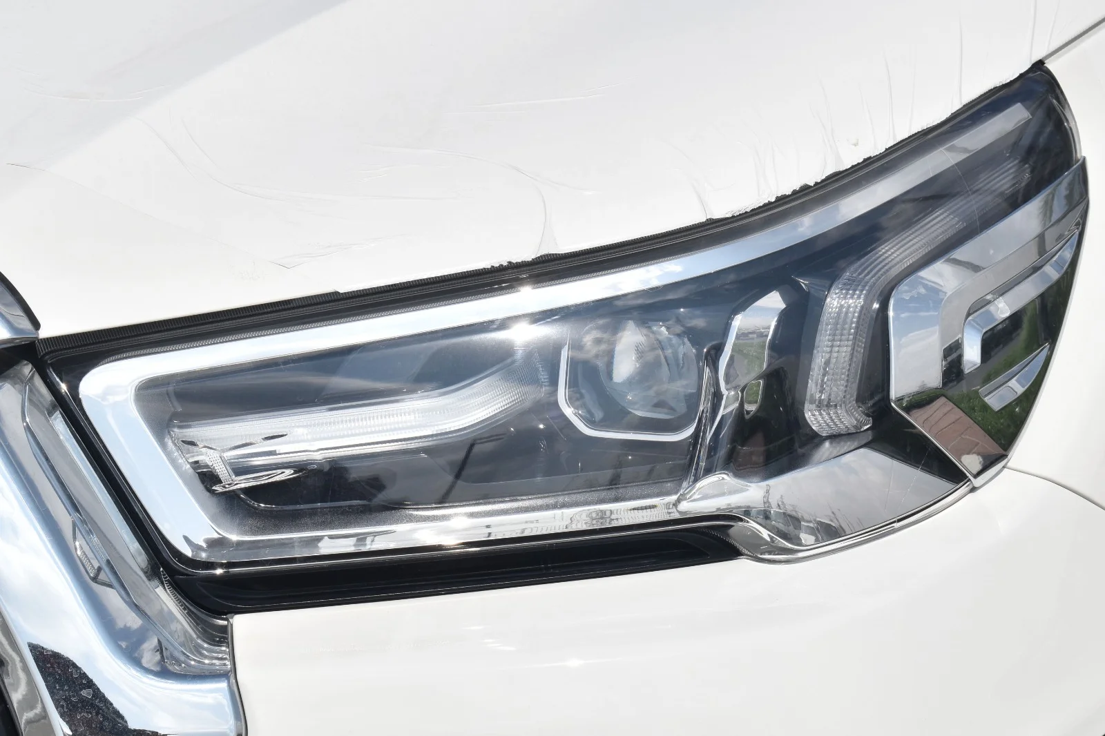 TOYOTA HILUX 4X4 2.7L AT, AUTO AC, DISPL 2025