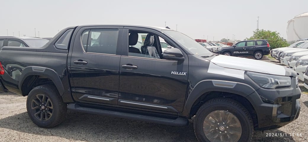 Toyota Hilux Adventure 2.8L Diesel AT Full Option