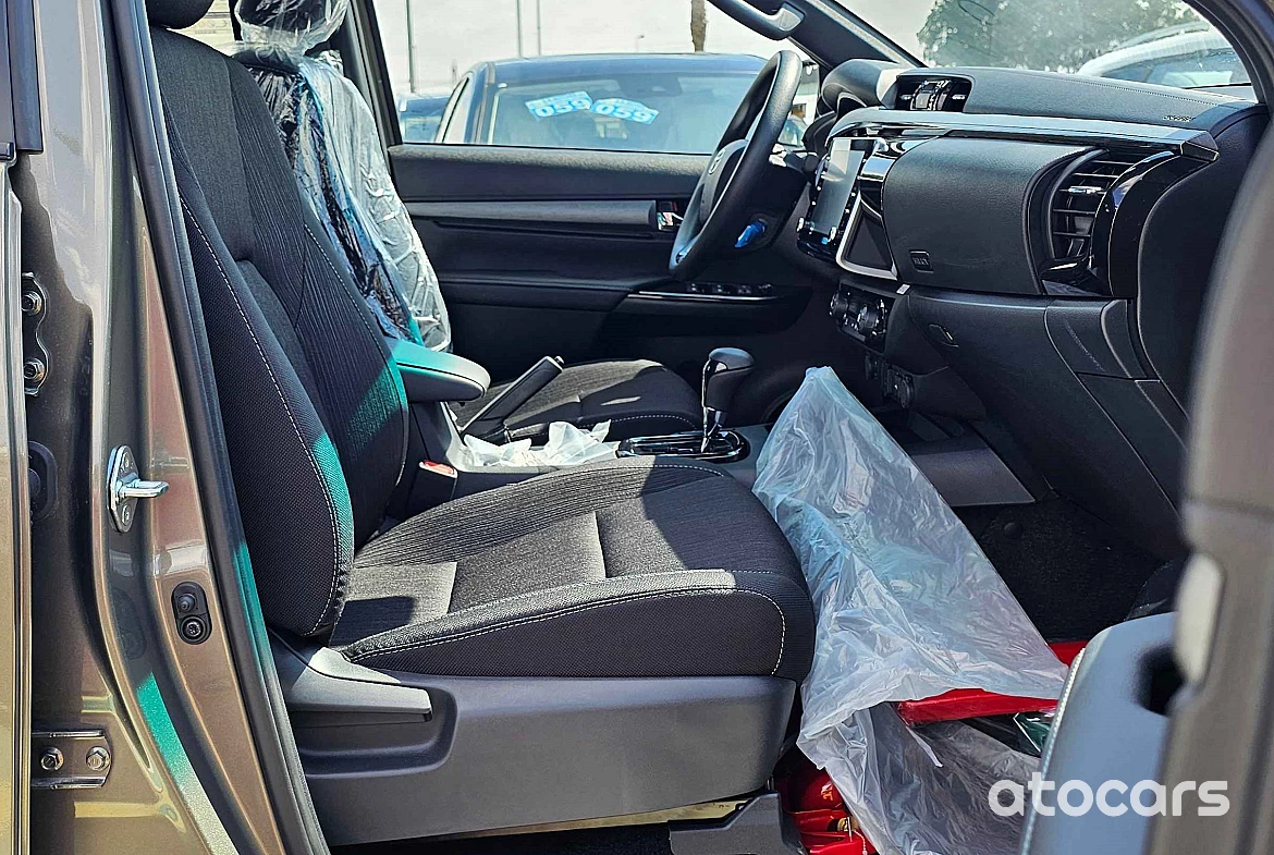 Toyota Hilux Adventure 2.8L Diesel AT Full Option