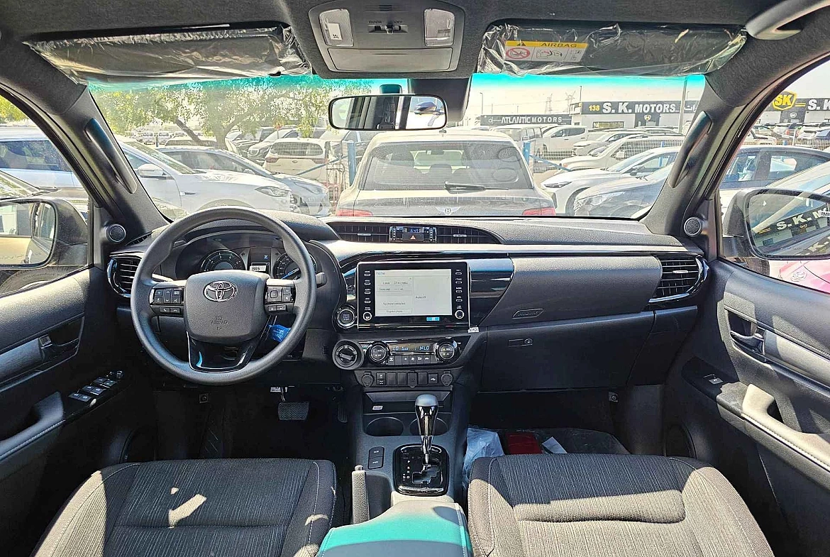 Toyota Hilux Adventure 2.8L Diesel AT Full Option