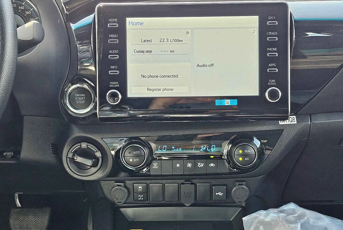 Toyota Hilux Adventure 2.8L Diesel AT Full Option