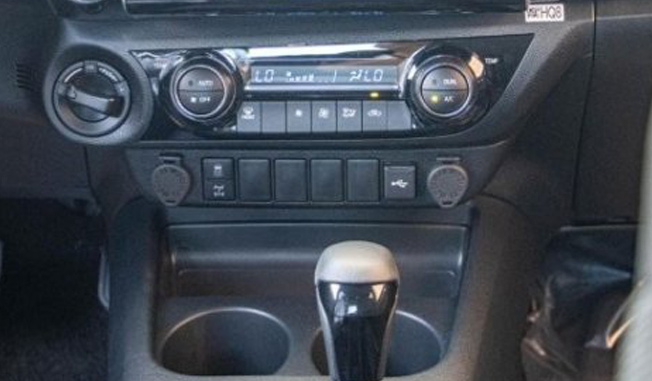 Toyota Hilux Adventure SR5 V6 4.0L Automatic Petrol