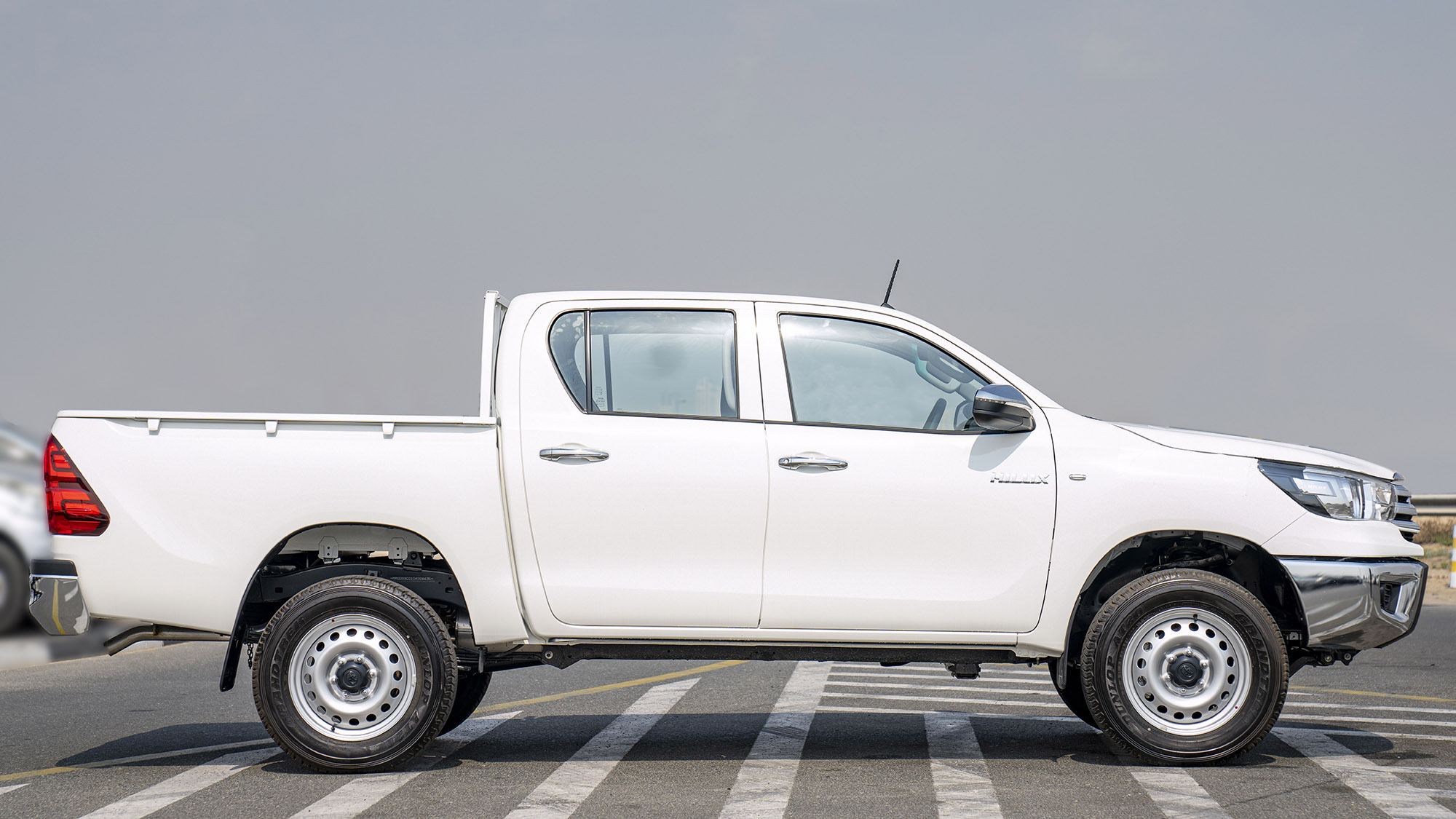TOYOTA HILUX DC 2.4D MT 4X4 M.WINDOW