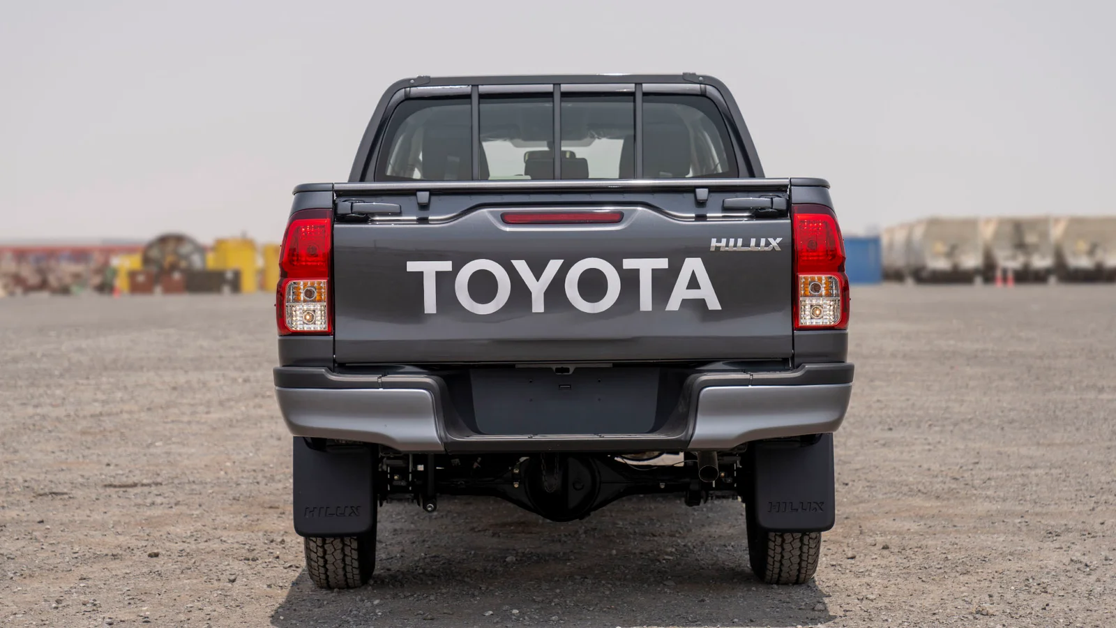 TOYOTA HILUX DC 2.4D MT 4X4 P.WINDOW MY2025 – Grey