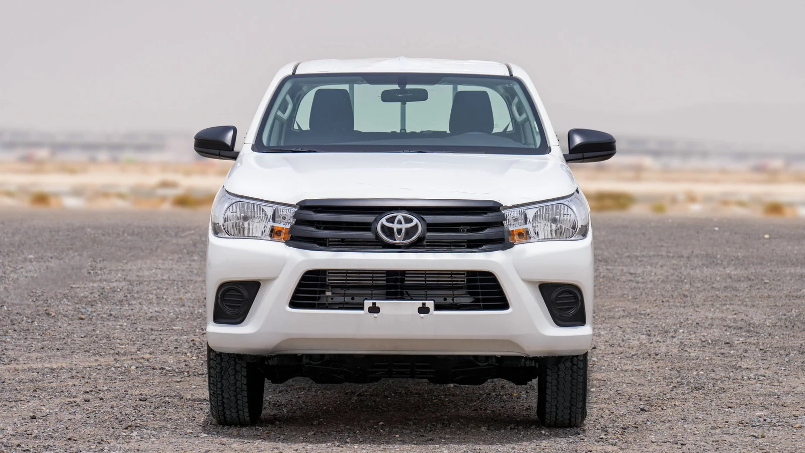 TOYOTA HILUX DC 2.4D MT 4X4 P. WINDOW MY2025 – WHITE