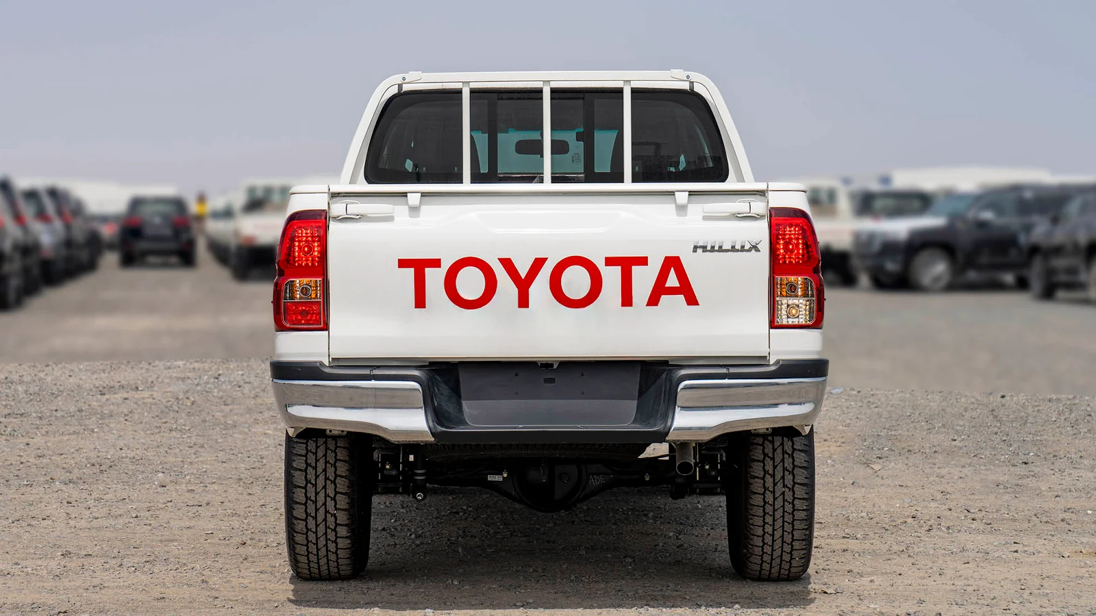 TOYOTA HILUX DC 2.7P AT 4X4 MY2025 – WHITE