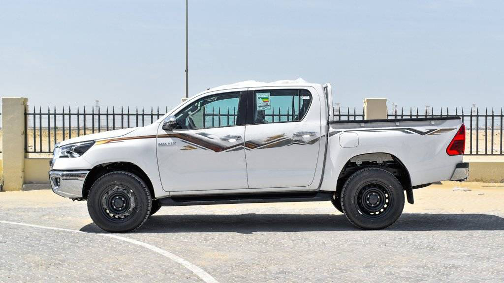 TOYOTA HILUX DC 2.8L MT 4X4 (DIESEL)