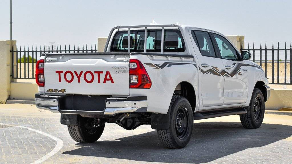 TOYOTA HILUX DC 2.8L MT 4X4 (DIESEL)