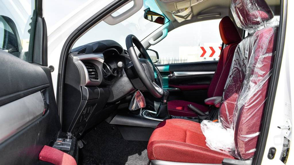TOYOTA HILUX DC 2.8L MT 4X4 (DIESEL)
