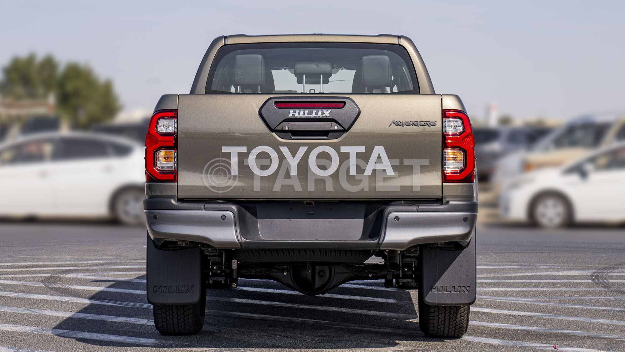 TOYOTA HILUX DC ADVENTURE 2.8D AT 4X4- BRONZE