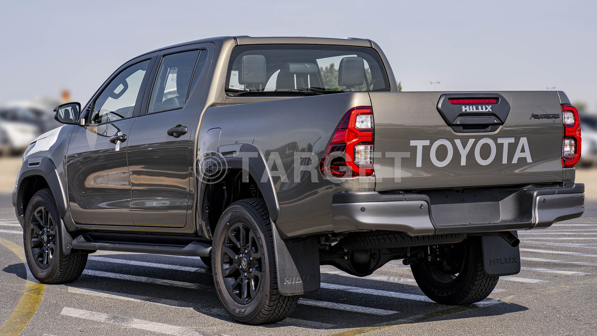 TOYOTA HILUX DC ADVENTURE 2.8D AT 4X4- BRONZE