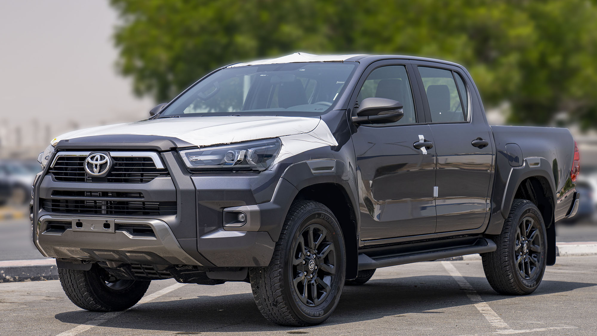 TOYOTA HILUX DC ADVENTURE 2.8D AT 4X4 - GRAY