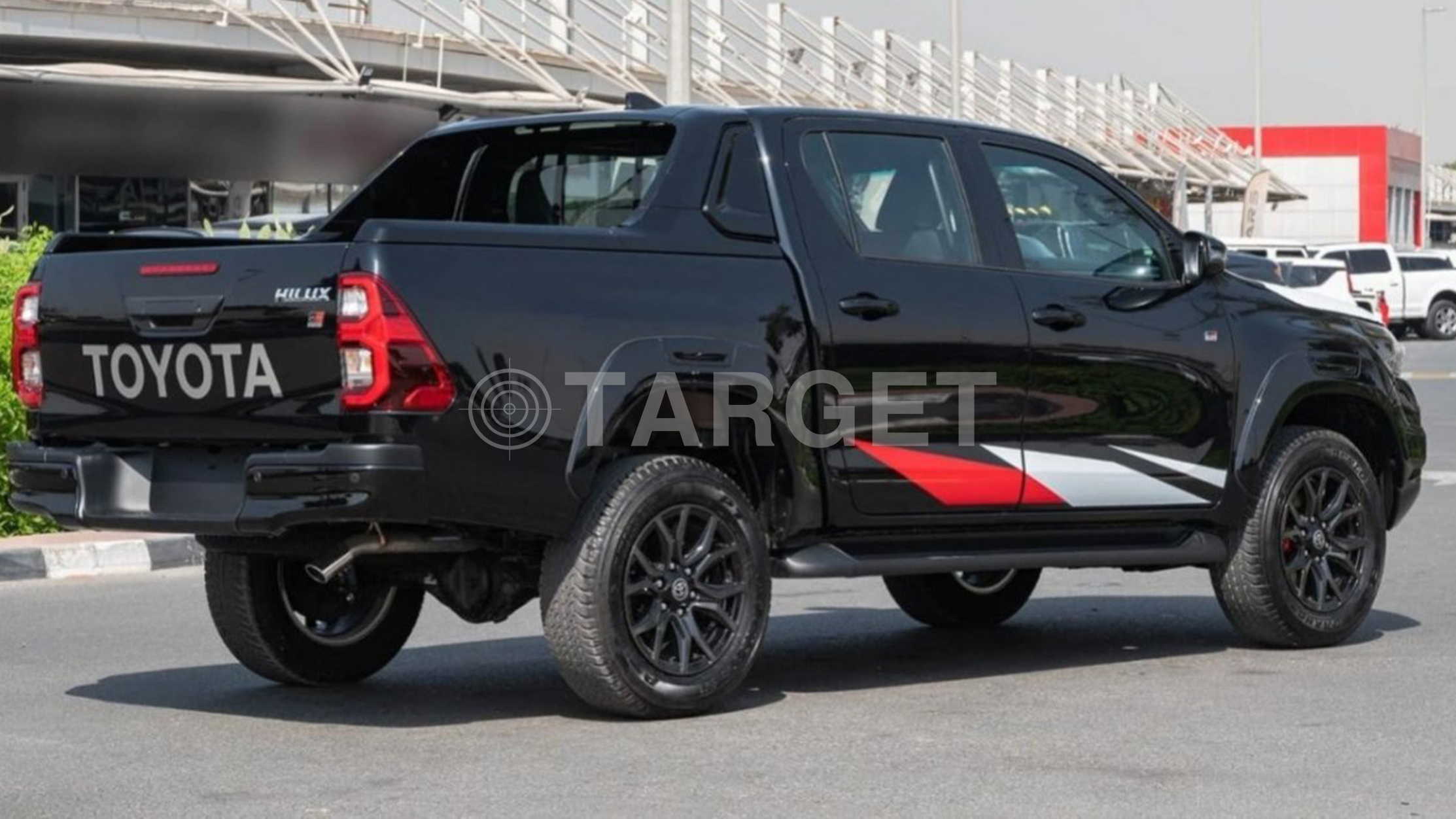 TOYOTA HILUX DC GR SPORT 4.0P AT 4X4_ BLACK