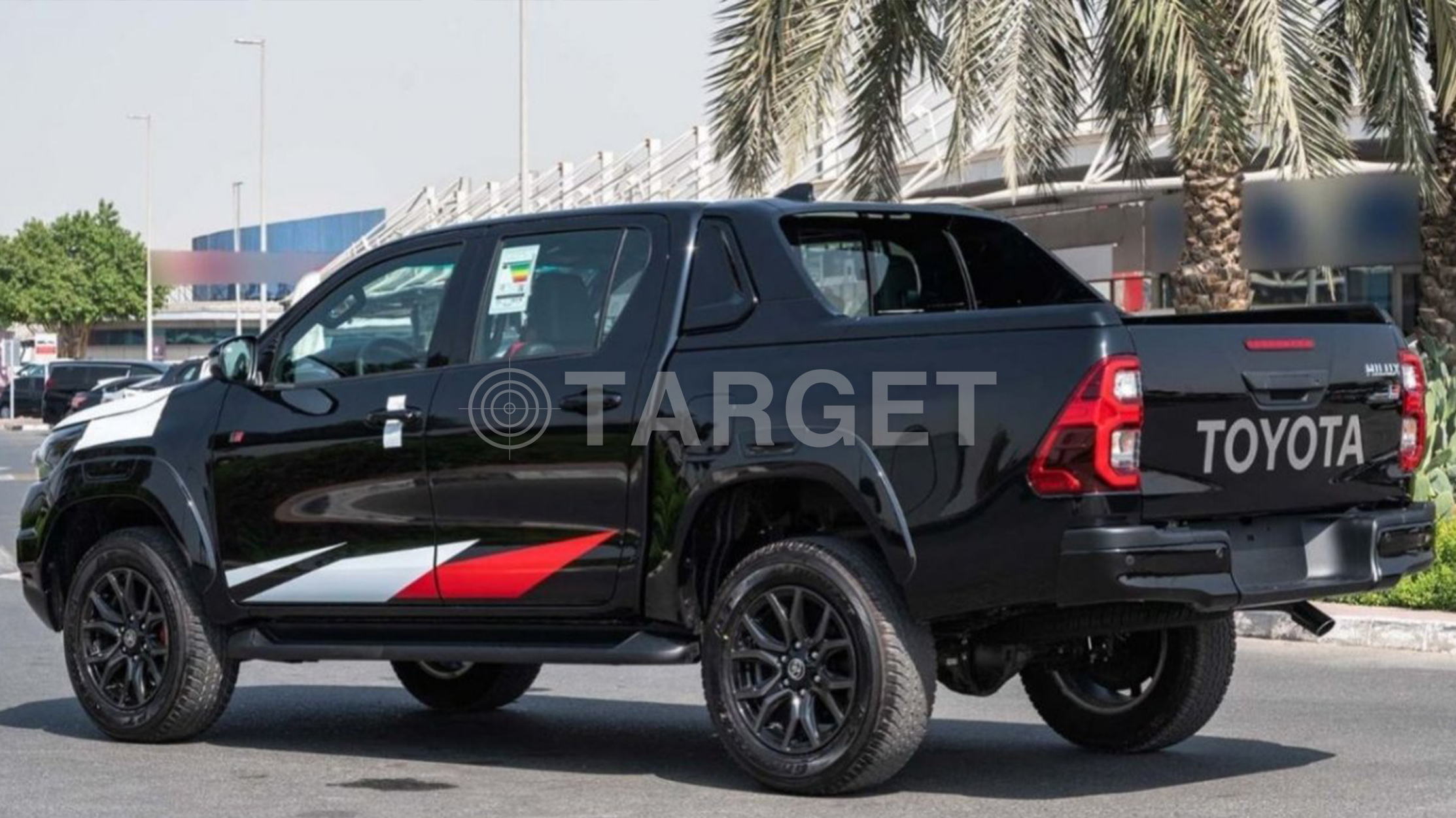 TOYOTA HILUX DC GR SPORT 4.0P AT 4X4_ BLACK