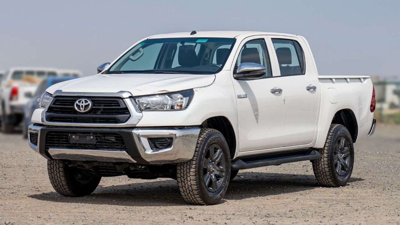 Toyota Hilux MID OPTION PETROL 2.7 AT 2025
