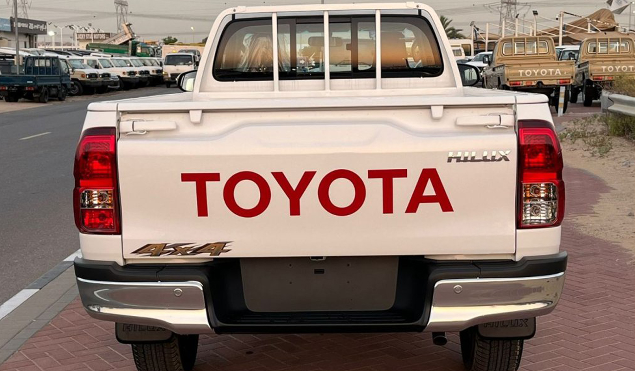 Toyota HILUX SC 2.7L 4X4