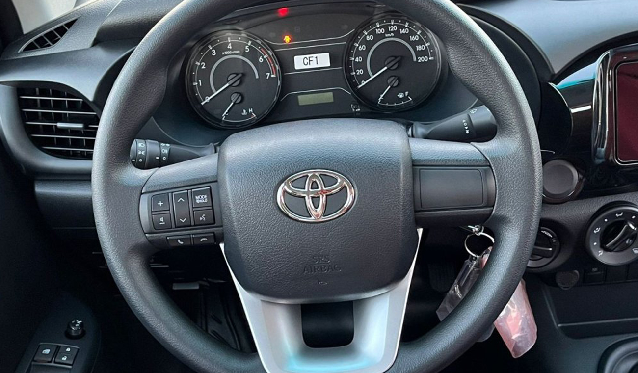 Toyota HILUX SC 2.7L 4X4