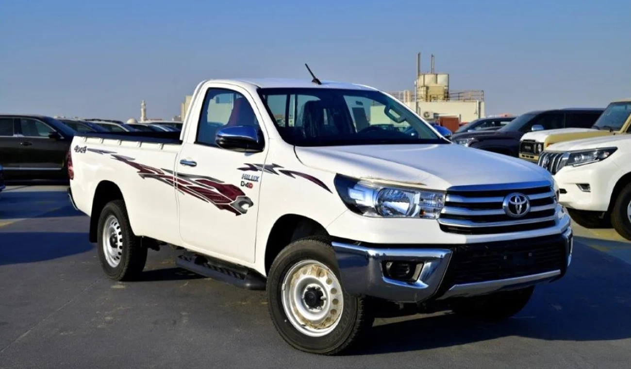 Toyota Hilux Single Cab 2.4L Manual