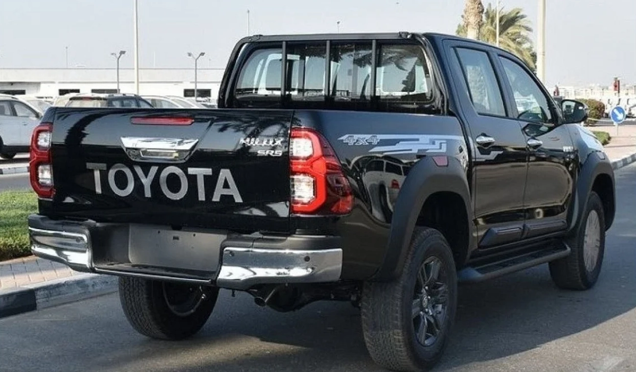 Toyota Hilux TOYOTA HILUX 4.0L V6 PETROL DC 4WD AT 2025 BLACK