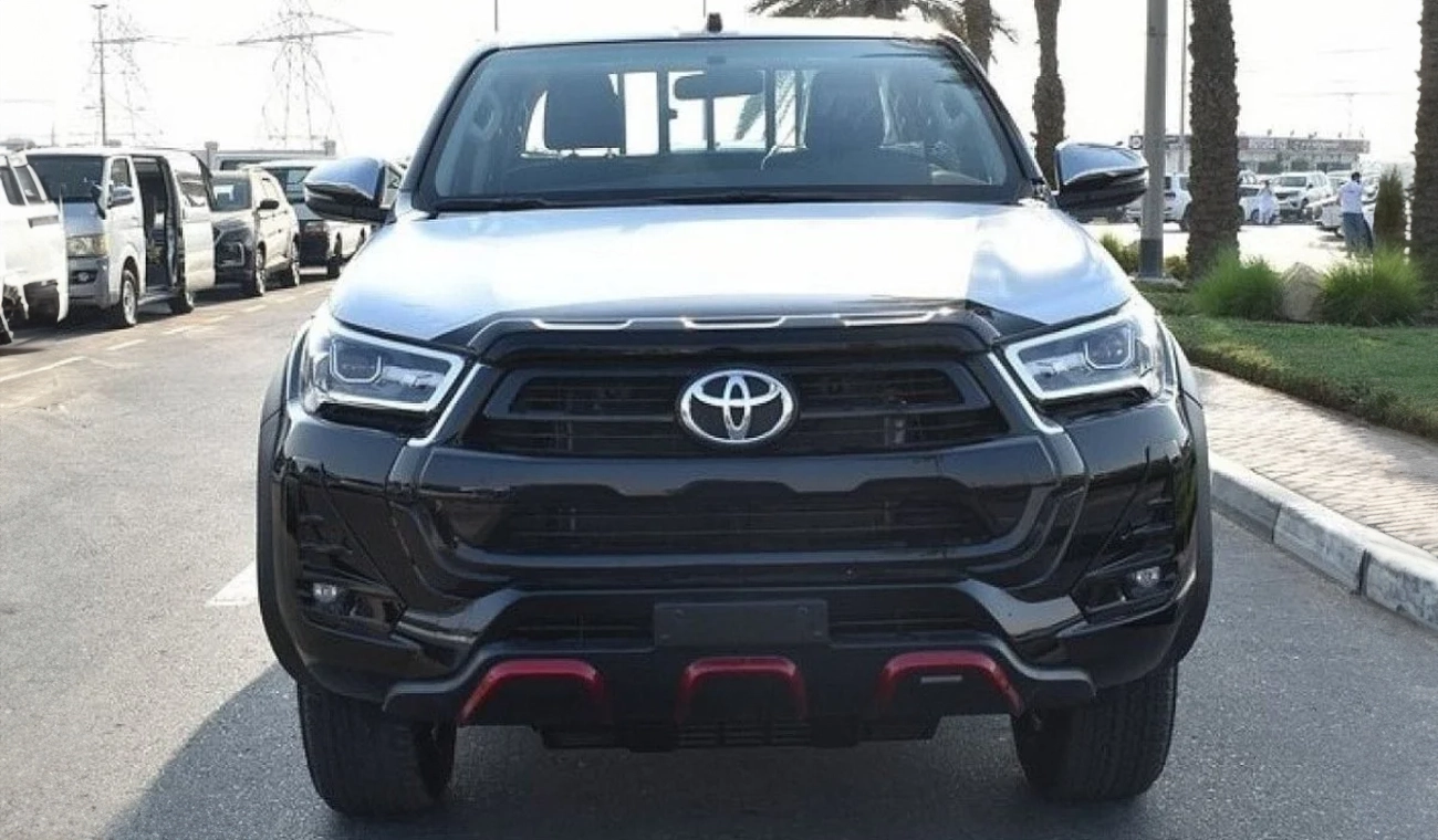 Toyota Hilux TOYOTA HILUX 4.0L V6 PETROL DC 4WD AT 2025 BLACK