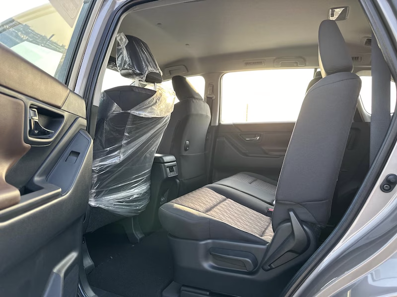 TOYOTA INNOVA 2.0L PETROL GCC -8 SEATER