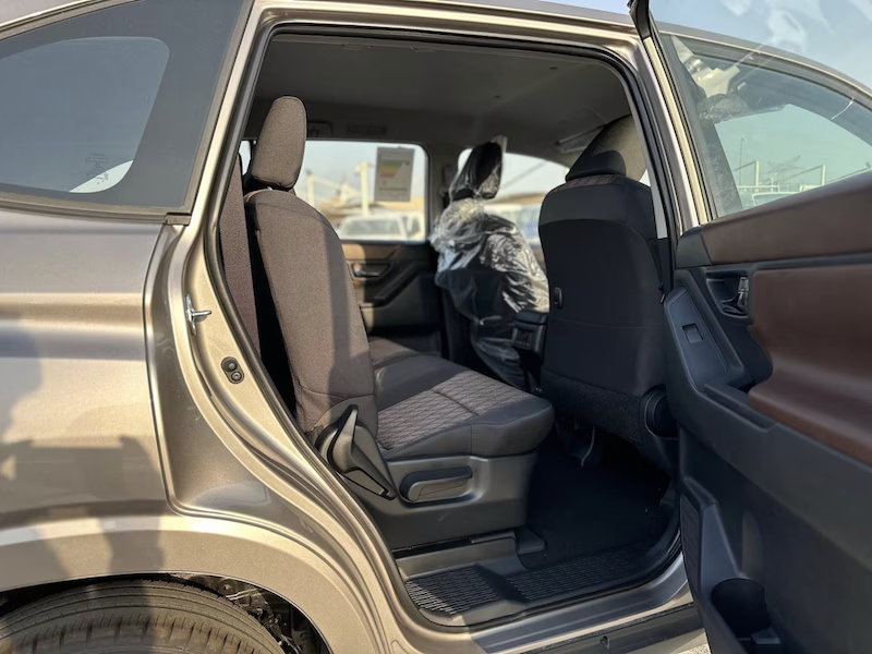 TOYOTA INNOVA 2.0L PETROL GCC -8 SEATER